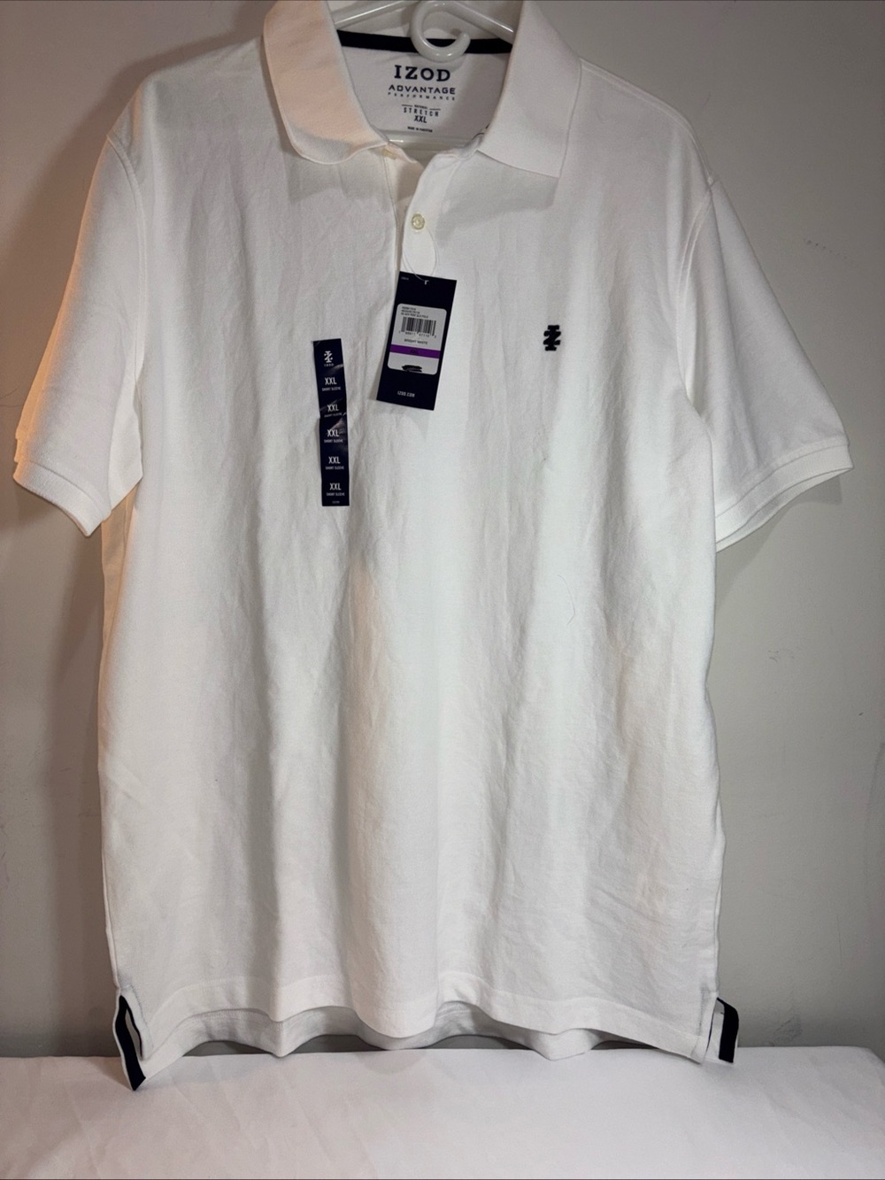 IZOD Advantage Men’s White Polo Shirt. 902